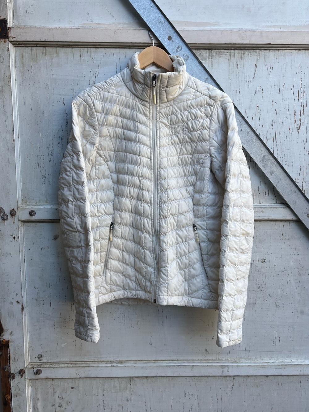 The North Face Women's White Quilted Thermoball Eco Puffer Jacket Size S